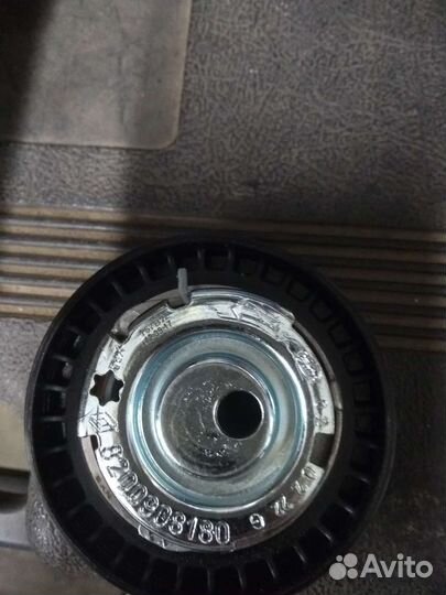 Ремень грм и натяжной ролик Рено Логан 1.4