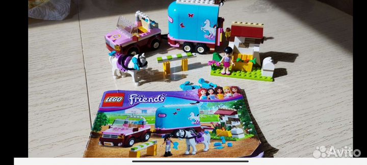 Lego Friends 3186. Не оригинал. Фургон для лошади