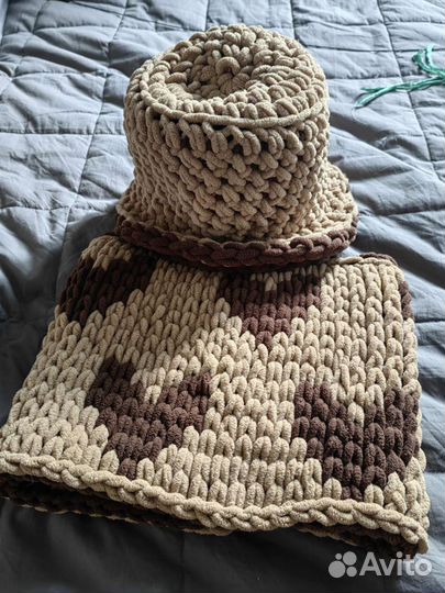 Шапки и шарфы