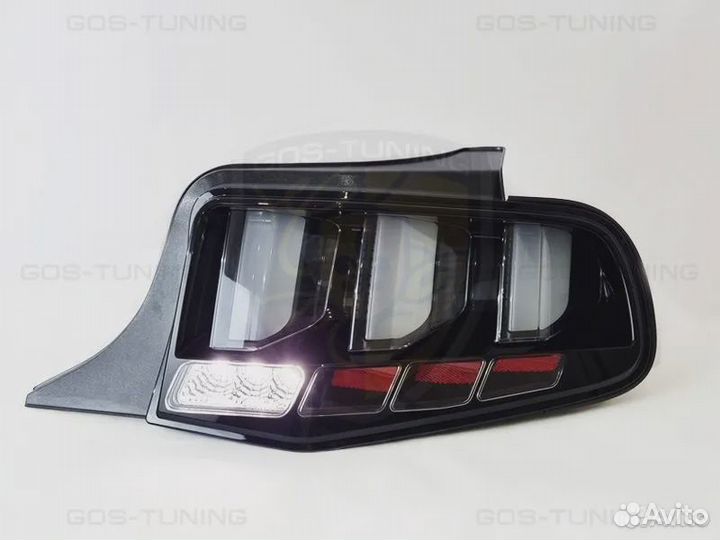 Задние фонари Ford Mustang V (2009-2014)