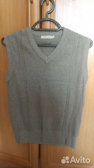 Жилетка для мальчика школьная