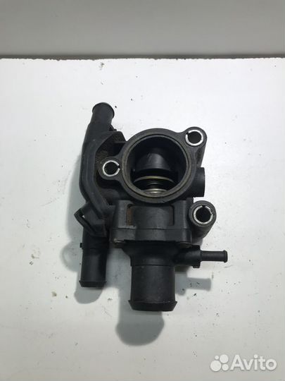 Корпус термостата Ford Focus 1