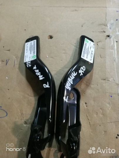 Петля капота Honda Civic 2006 - 2009