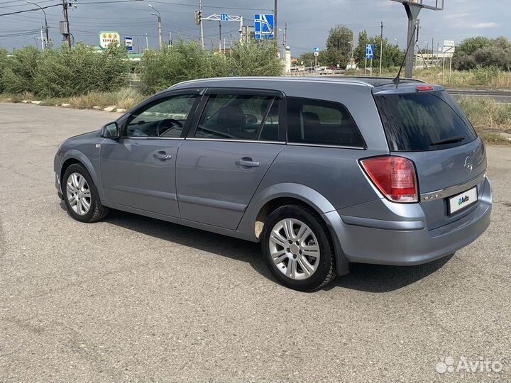 Opel Astra 1.8 AT, 2011, 105 368 км