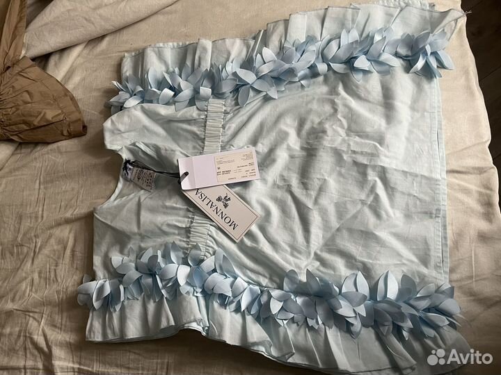 Monnalisa кофта на 4 года