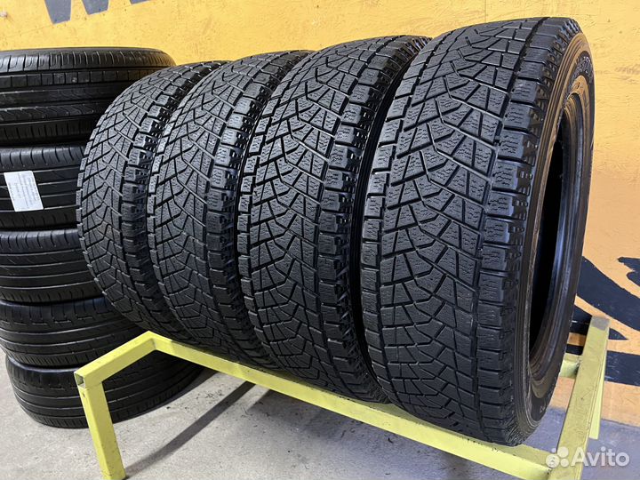 Bridgestone Blizzak DM-Z3 225/65 R17