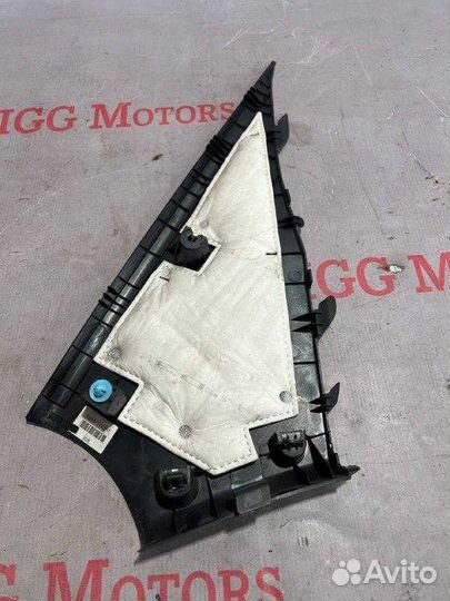 Обшивка стойки hyundai solaris (2010)