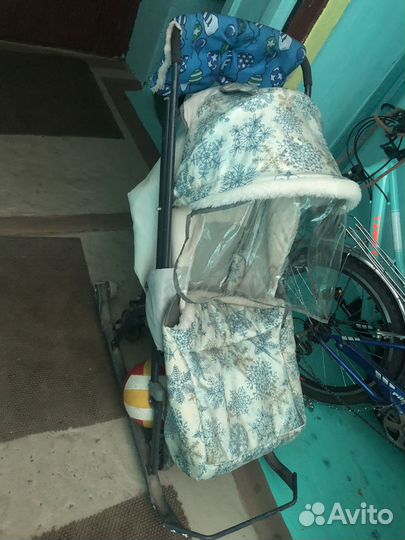 Детские санки с колесами