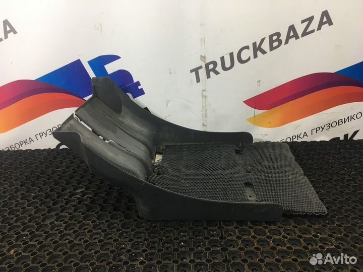 Крыло переднее левое задняя часть Man TGL