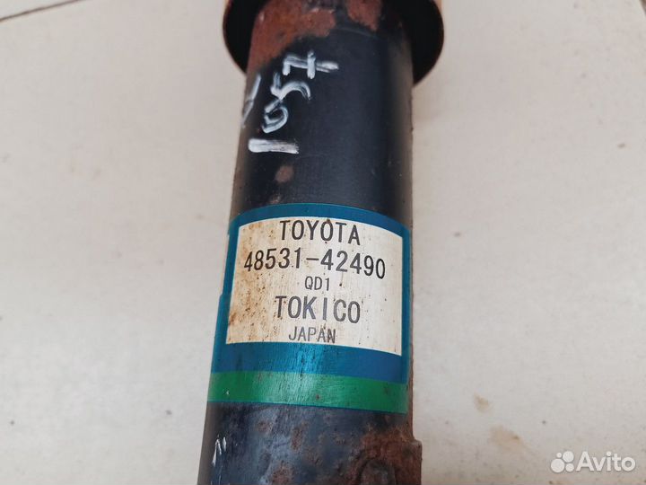 Амортизатор задний RAV 4 2013