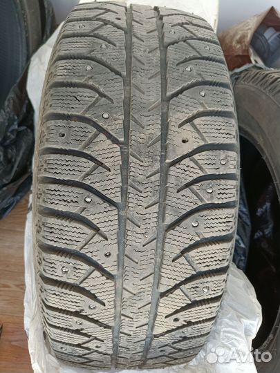 Firestone Ice Cruiser 7 205/55 R16