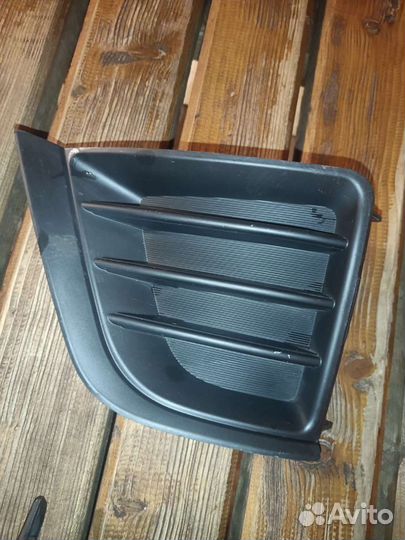 Заглушка птф бампера toyota corolla