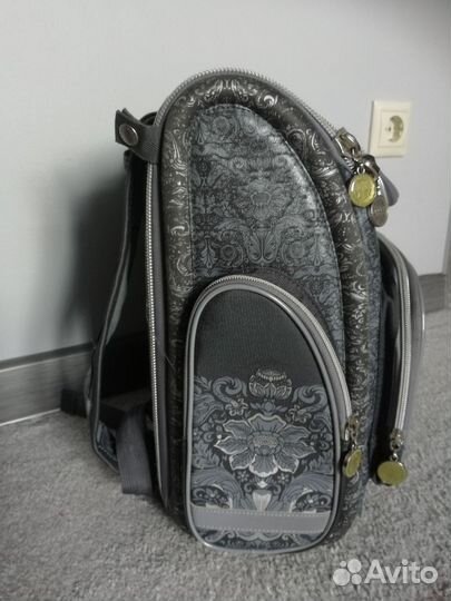 Рюкзак школьный для девочек