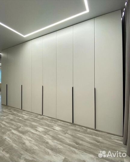 Шкаф распашной без посредников