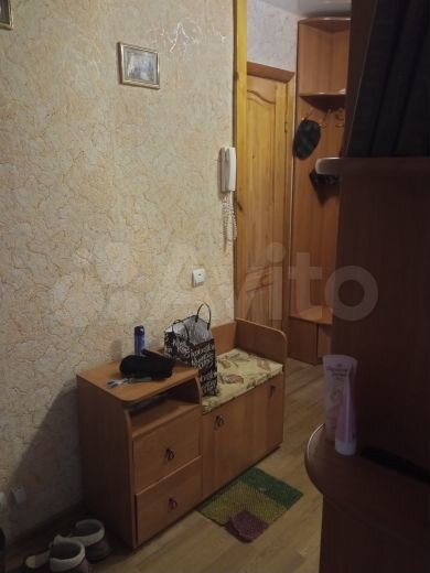 2-к. квартира, 48 м², 1/3 эт.