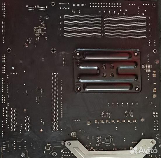 Продаю материнскую плату ASRock B550M Steel Legend