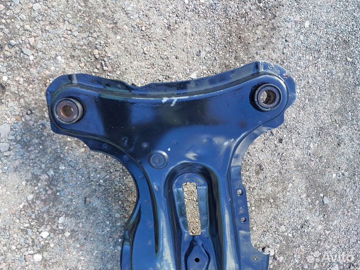 Задняя балка камри 30/40