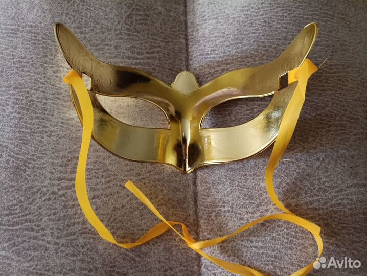 Маска для праздника новая