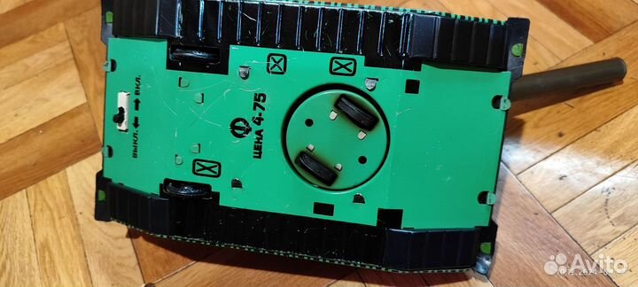 Танк времён СССР, металл в боевом состоянии