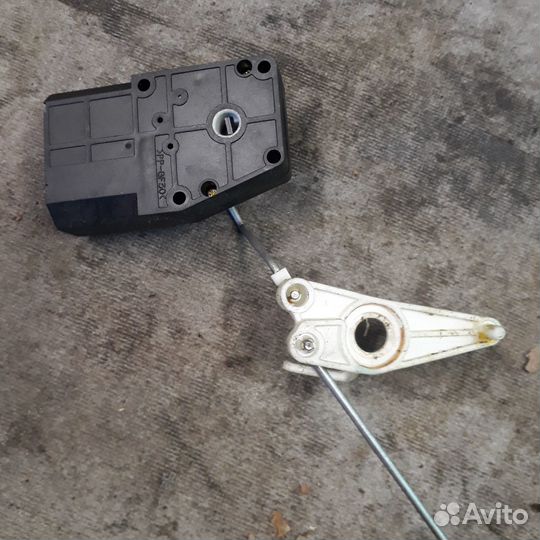 Сервопривод заслонки печки Мицубиси Лансер 9