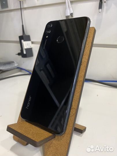 Телефон honor 8х