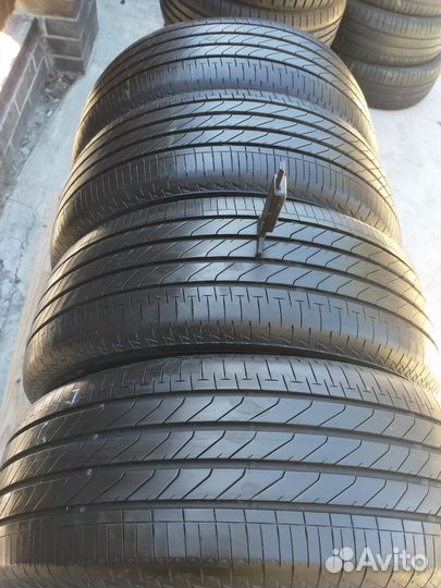 Bridgestone Turanza T005A 215/55 R17 94W