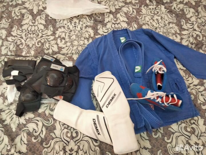 Детская одежда и обувь для мальчиков