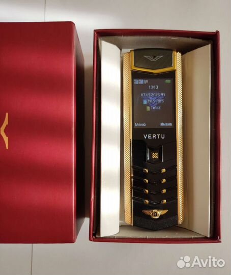 Телефон Vertu