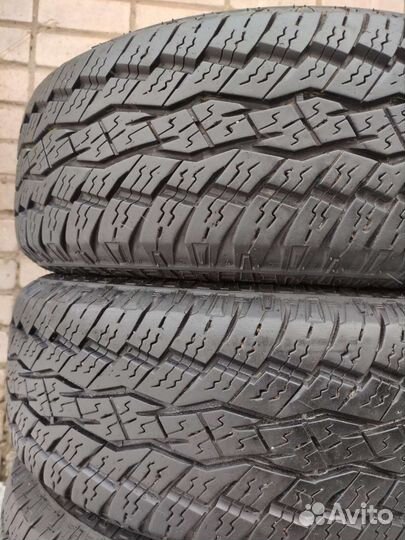 Toyo Open Country A/T Plus 215/65 R16 98H