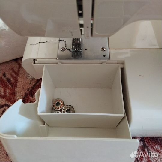 Швейная машина