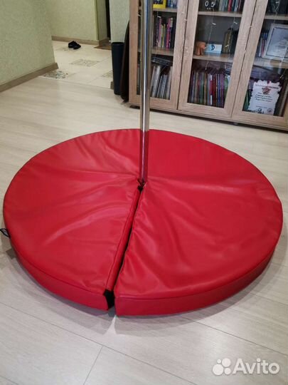 Мат для пилона