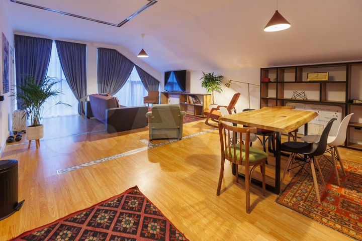 2-к. квартира, 62 м², 4/4 эт.