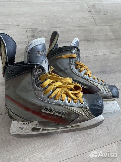 Продаю хоккейные коньки bauer x7.0