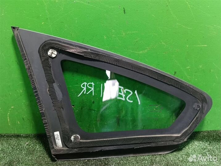 Стекло багажника правое Dodge Caliber PM 2008