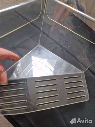 Плотик для черепашек угловой h 21*16*20см