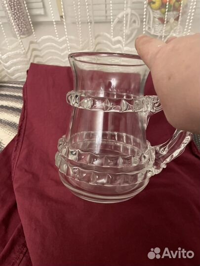 Хрустальный графин и кружки