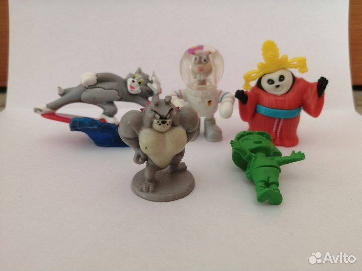 Игрушки из киндера