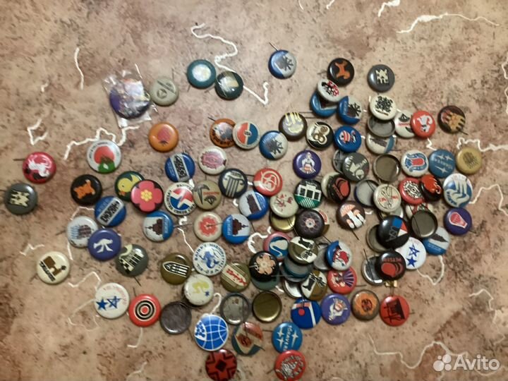 Значки СССР круглые