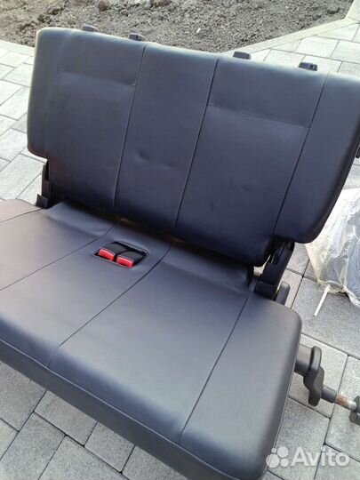 Третий ряд сидений mitsubishi pajero 4