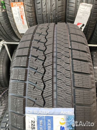 Sailun Ice Blazer Arctic 225/55 R16 99H