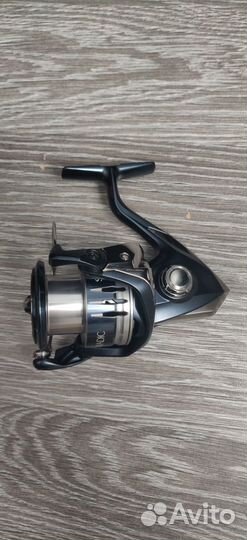 Катушка Shimano Stradic SW 4000HG