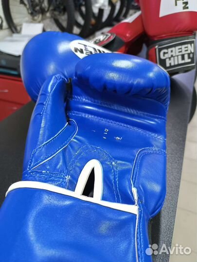 Боксерские перчатки 12 Oz (новые)