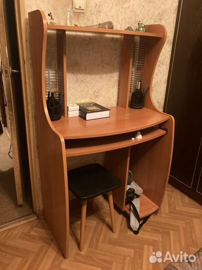 Компьютерный стол лдсп 18мм вишня локарно