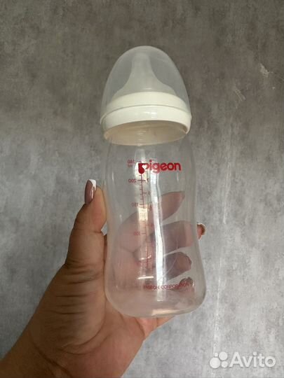 Бутылочки для кормления pigeon