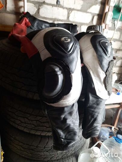 Мотокомбинезон