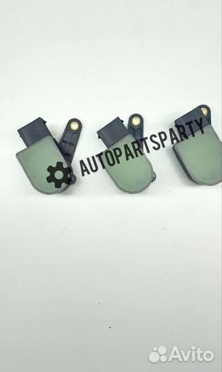 Датчик пневмоподвески Audi a6c5 Allroad