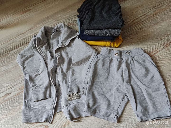 Одежда для мальчика 104-110 7 шт