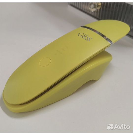 Ультрозвуковой скрабер