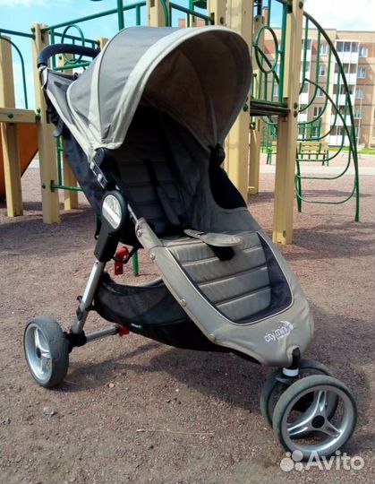 Прогулочная коляска baby jogger city mini