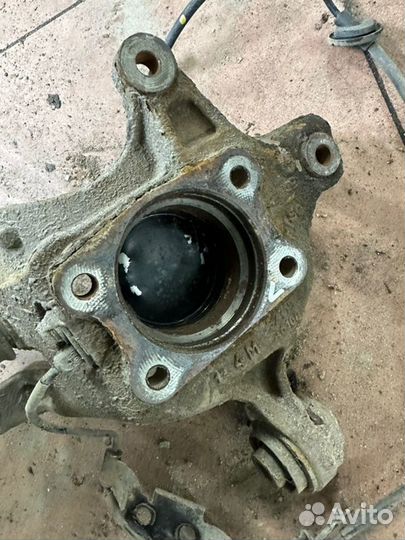 Кулак задний левый Hyundai I30 GD 1.6 G4FG